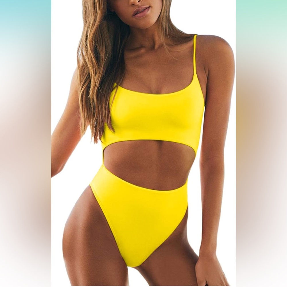 Meyeeka Scoop Neck Cut Out Front Lace Up Back High Cut Monokini One Piece NWT L